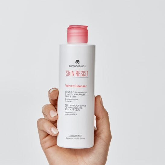 Skin Resist - Velvet Veido Prausiklis, 200 ml